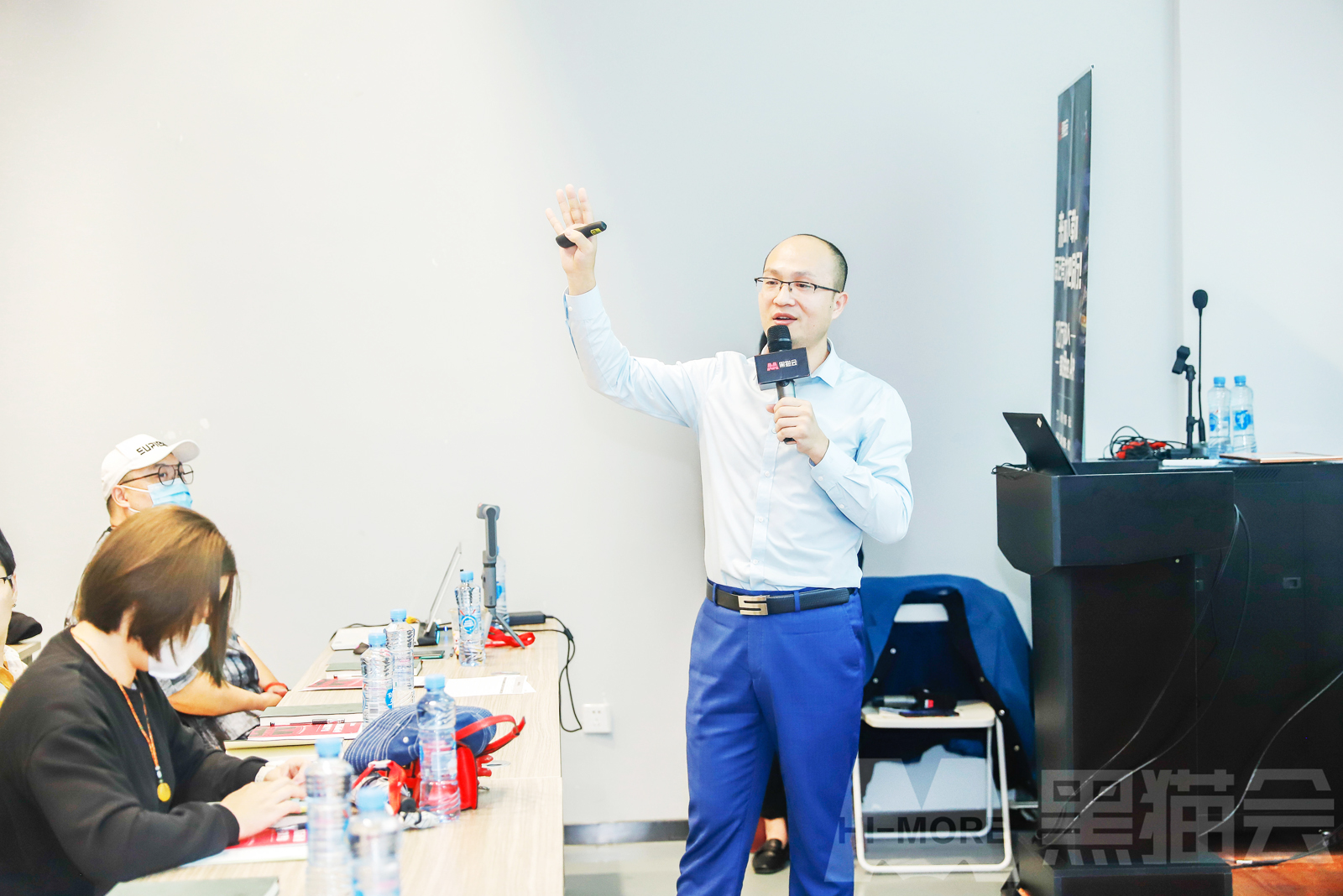 �����鷽��(hu��)�h����(w��)���޹�˾��������(hu��)��(zh��)���v�����d