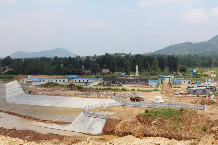 老區建設中的水庫