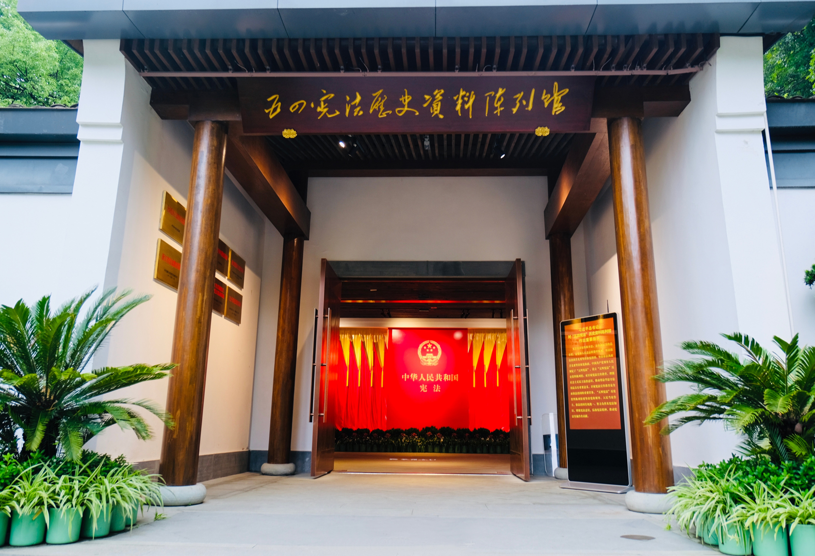 ���đ����vʷ�Y������^