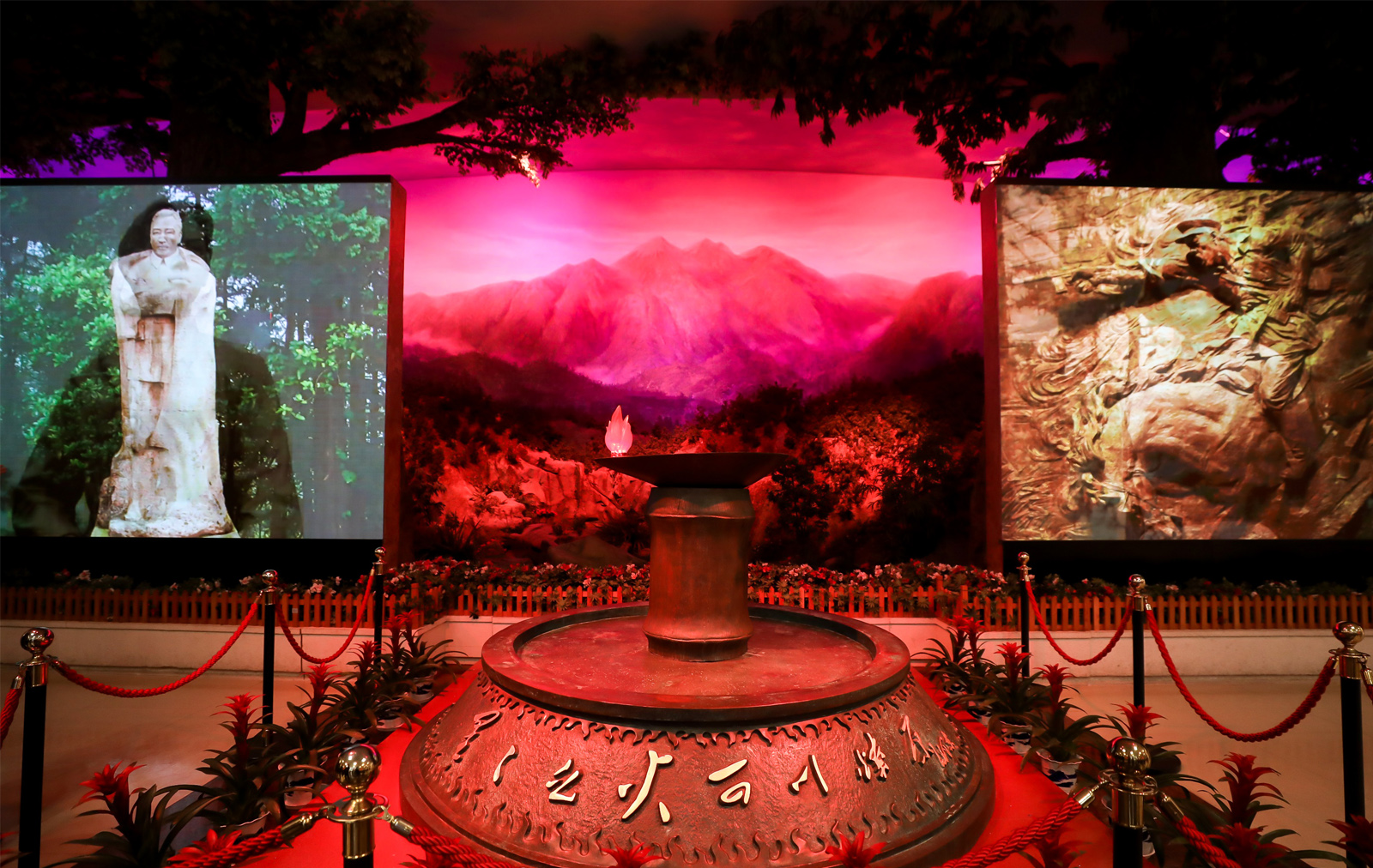 �tɫ���ν������ء�������ɽ