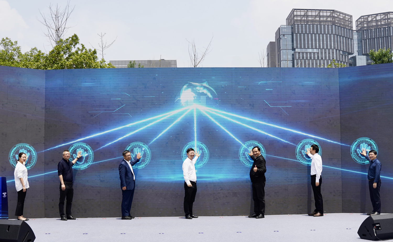 錢塘區(qū)元宇宙協(xié)同應用創(chuàng)新實驗室啟動儀式