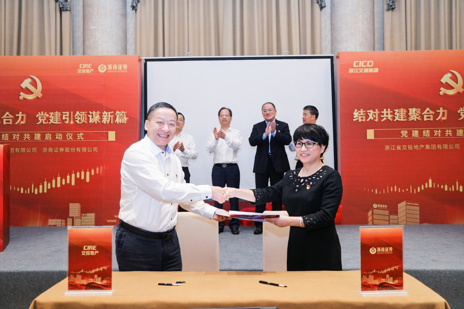 �p���h�M���f�h����