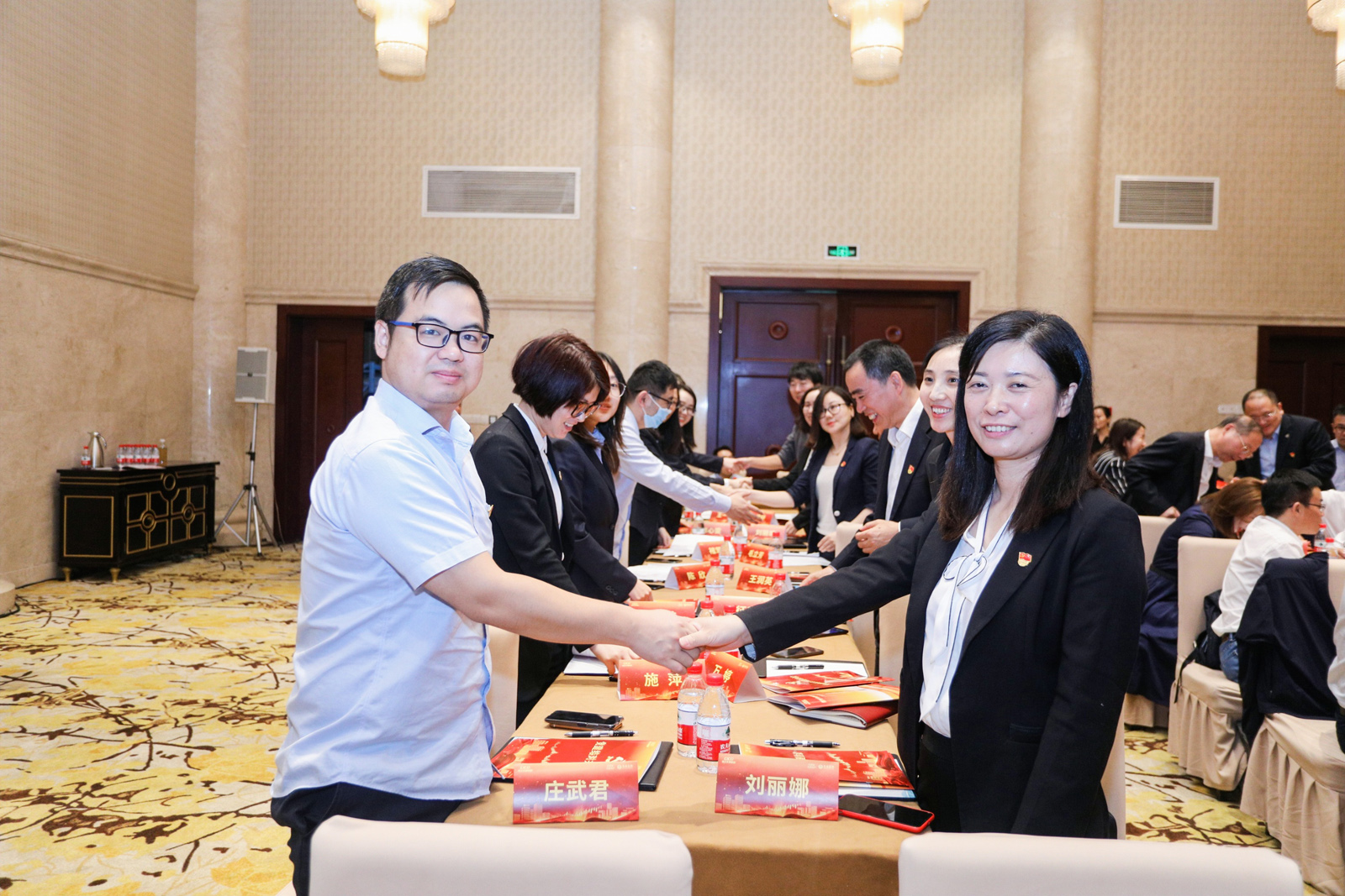 ��Ͷ�خa�������Cȯ�h���Y�����s������Ӱ