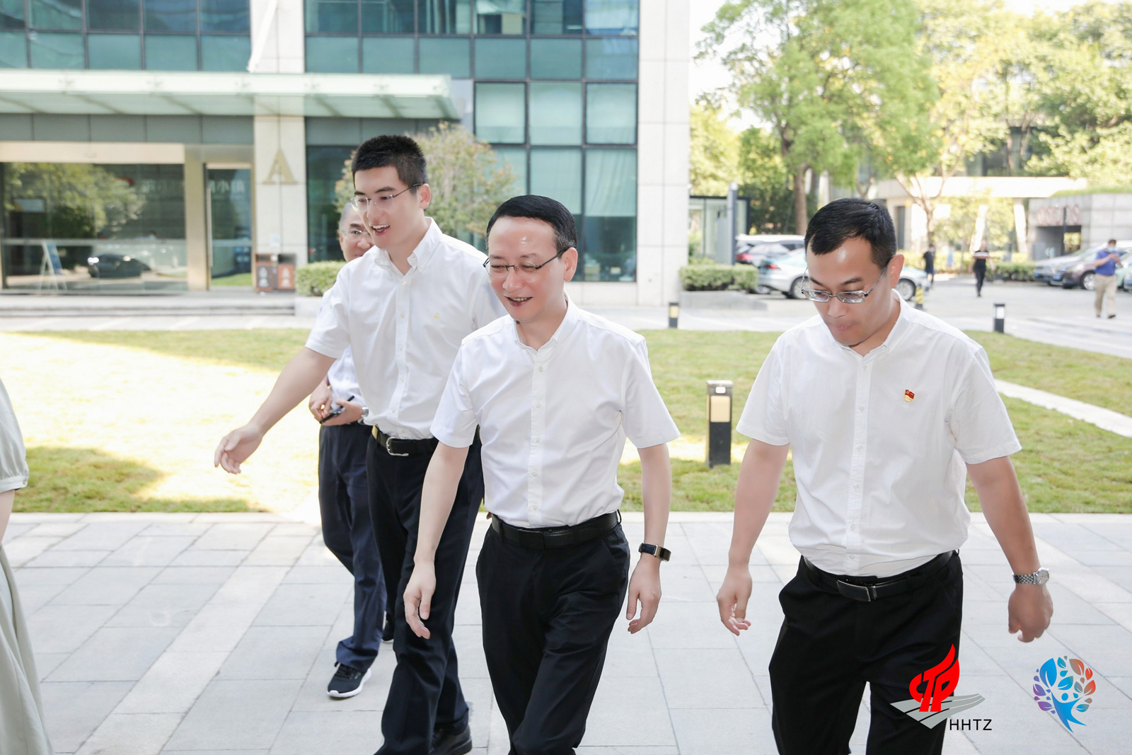 �c���I���������