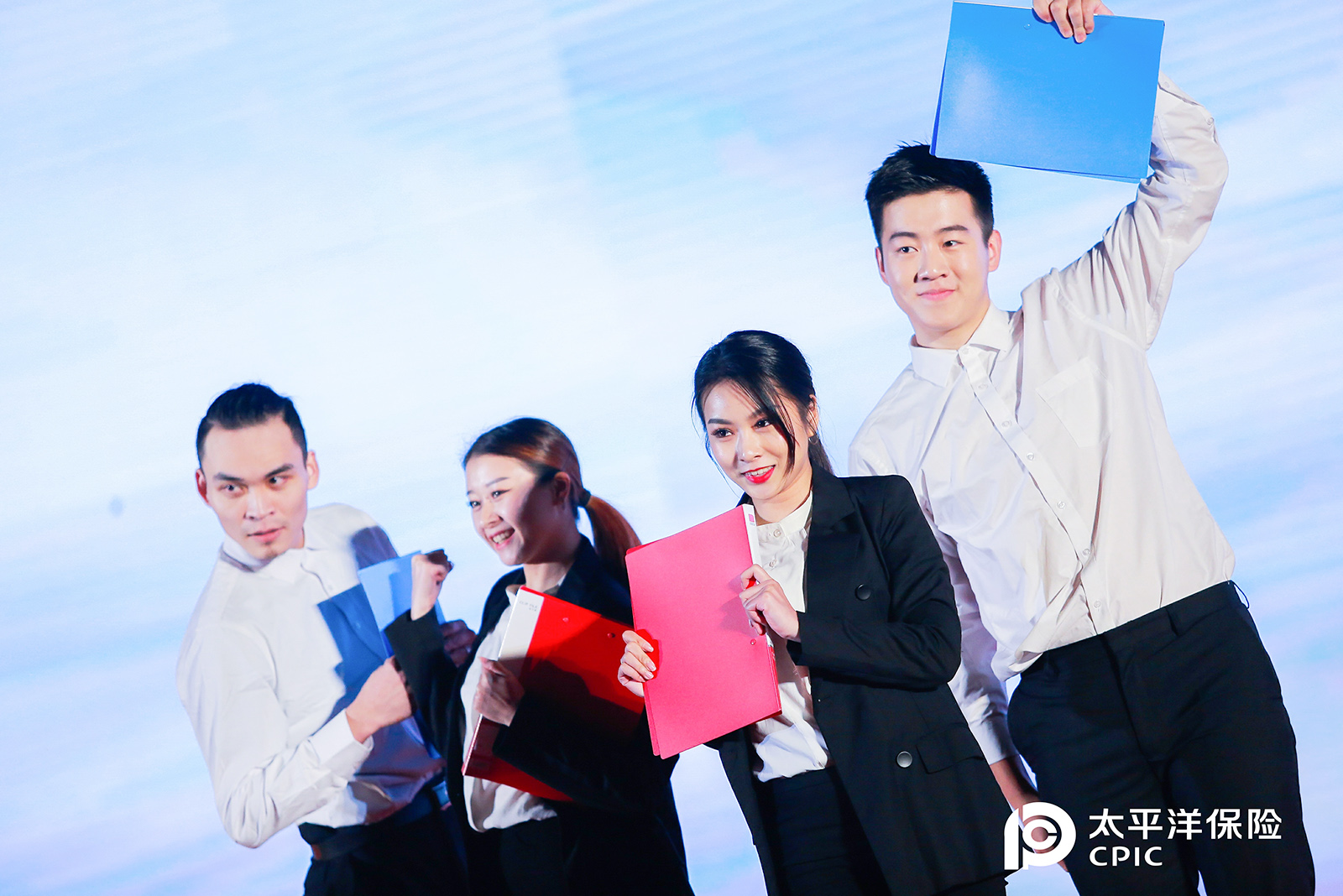 ���ӕ���Ŀ���݃���