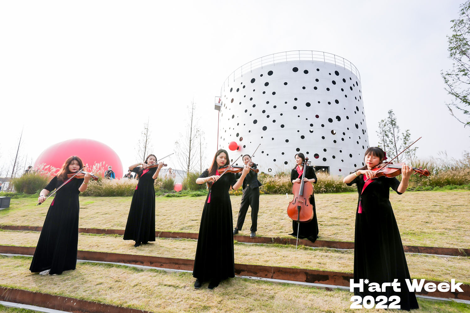 ����ˇ�g����