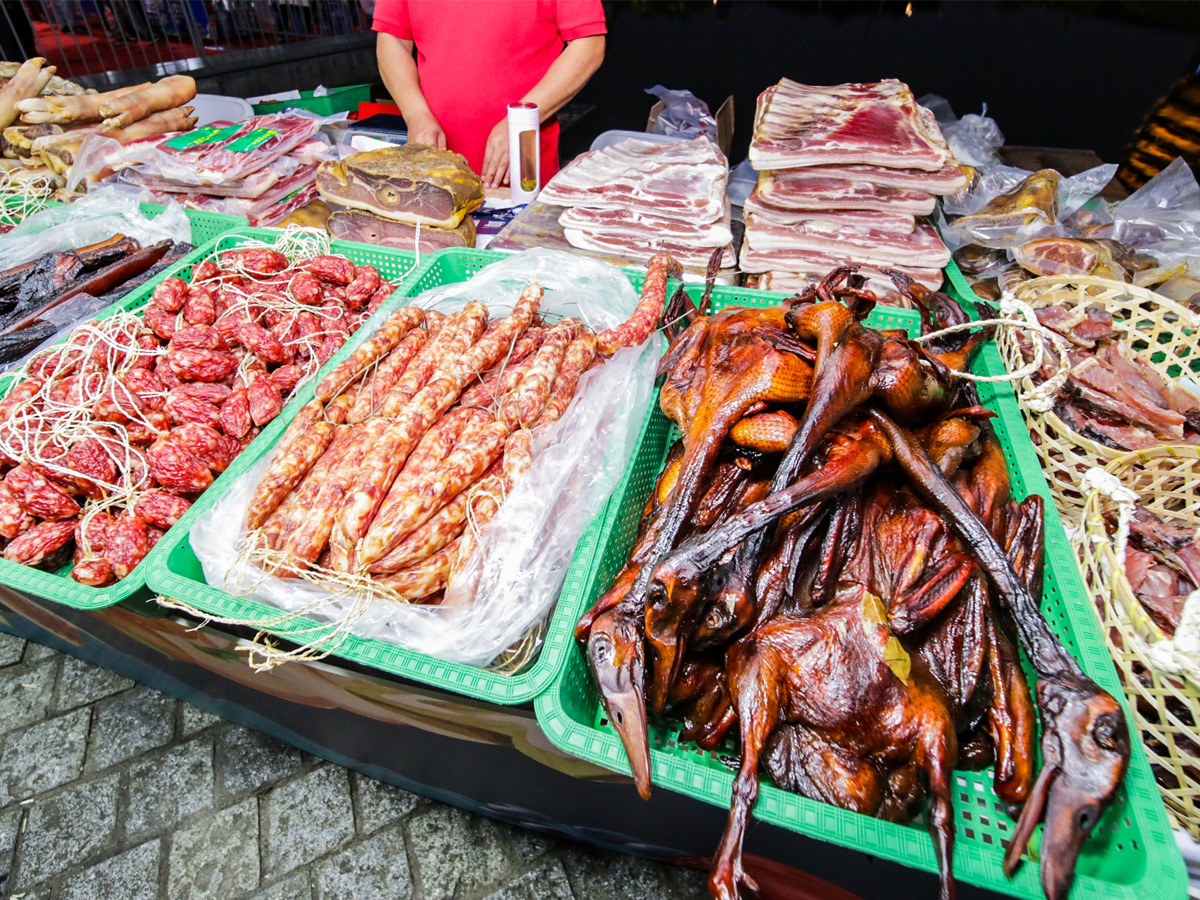 �������}�����r�aƷչʾ���u�^