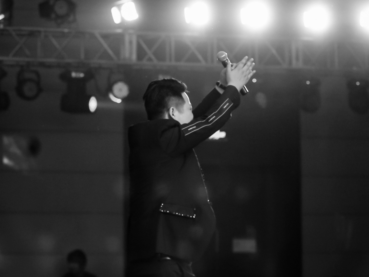 �T���������