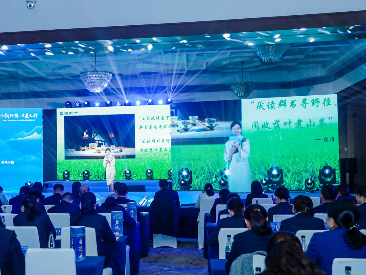 ���h���(d��ng)���}���v