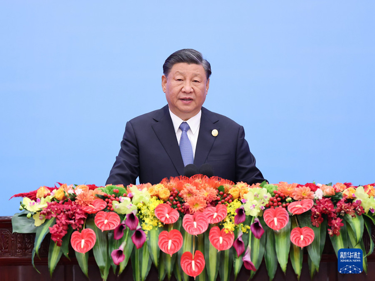 ����ϯ�ڵ����á�һ��һ·�����H�����߷�Փ���_Ļʽ�ϵ���ּ���v