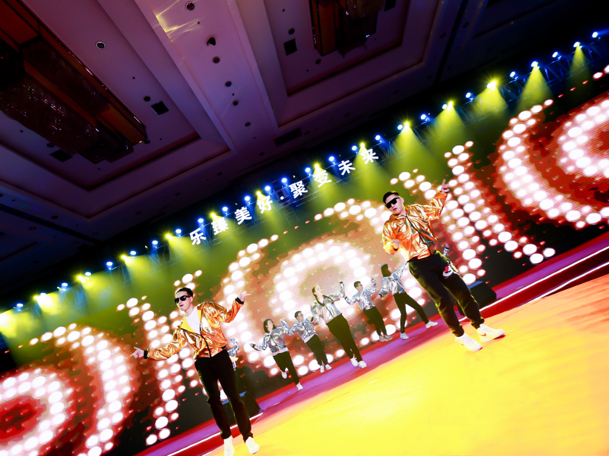 ����赸���ݹ�Ŀ