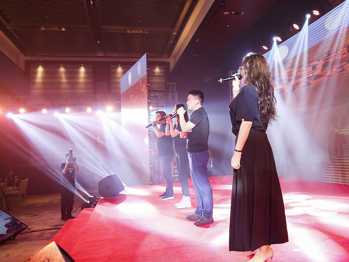 ����F꠺ϳ����ݹ�Ŀ