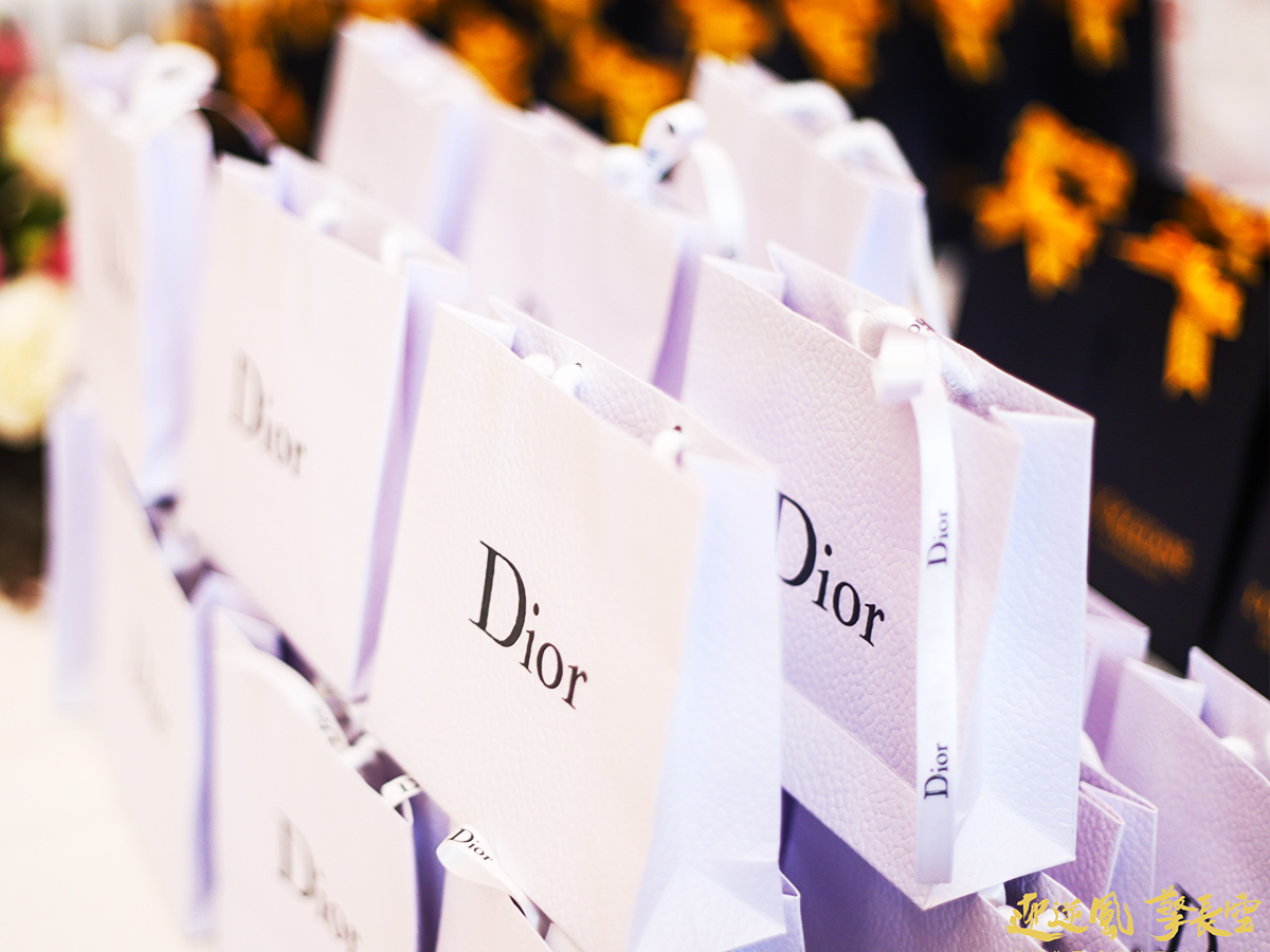 �m��Ů�Ե����(hu��)�YƷ����Dior���y��Ʒ